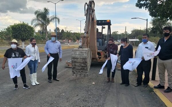 En Cuitzeo, el presidente municipal Fernando Alvarado Rangel, en coordinación con la participación de comerciantes y empresarios implementan las nuevas reglas para contener la cadena de contagios de Covid-19.