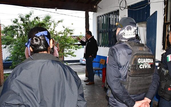 Abandona gobierno federal a pueblo y alcaldesa de Erongarícuaro
