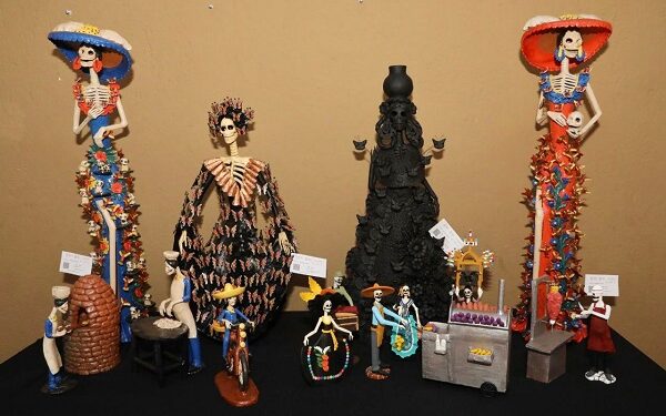 Entregan 24 premios para las mejores catrinas de Capula