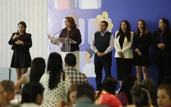 Servidoras públicas del Legislativo contribuyen sustancialmente a mejorar la vida de las michoacanas: Fabiola Alanís