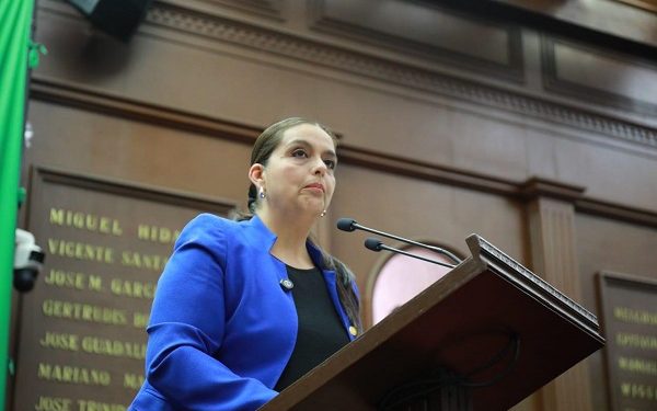 Exhortan diputados a autoridades para que eviten la venta, distribución o entrega de juguetes para las y los niños, considerados bélicos