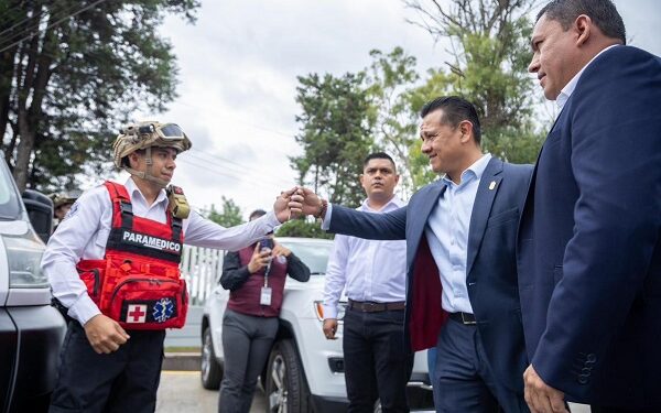 Entrega Torres Piña vehículos y equipo especializado al Sistema Penitenciario