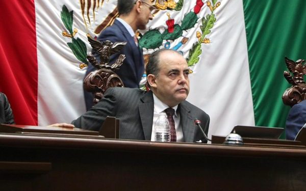 *GAONA Y SU IGNORANCIA SUPINA UNIVERSITARIA.