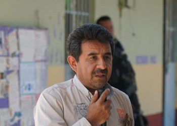 En Charo Juan Gabriel Molinero, está llevando agua a su molino