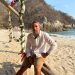 Playa del Amor resiste al abandono turístico y apuesta por redes sociales para atraer visitantes a la costa michoacana